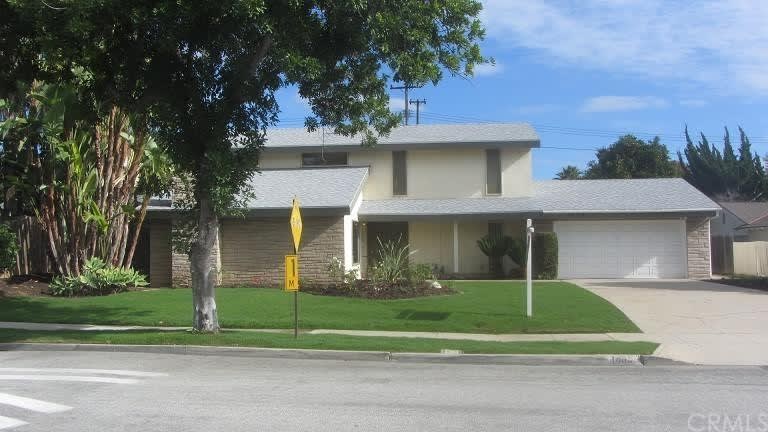 1408 La Canada Dr.