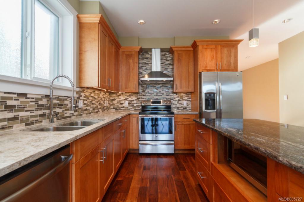 3343 Turnstone Dr