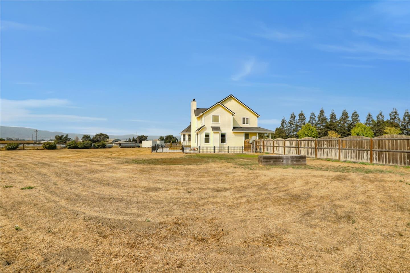 2760 Leavesley RD