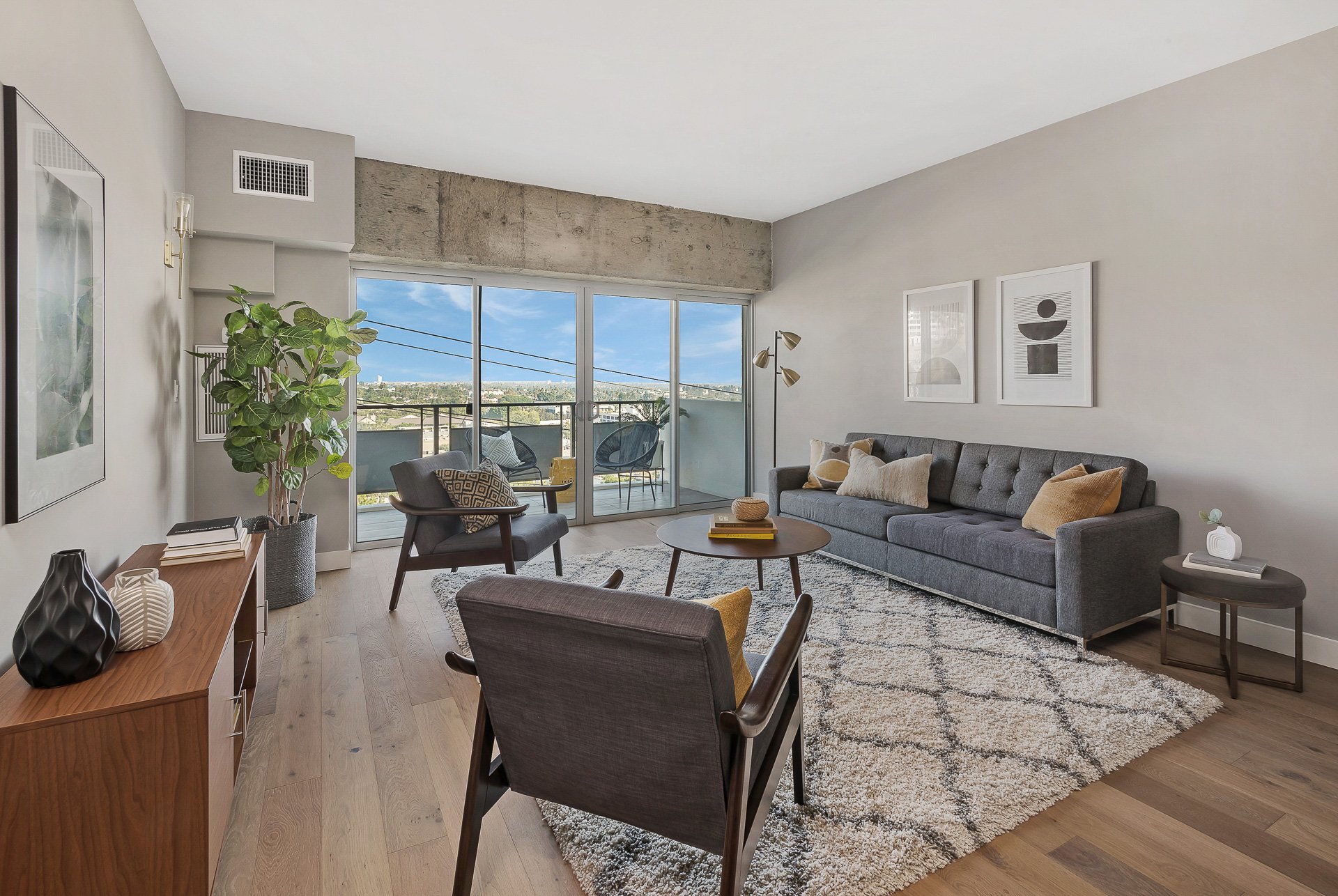 1155 North La Cienega Boulevard, Unit 610