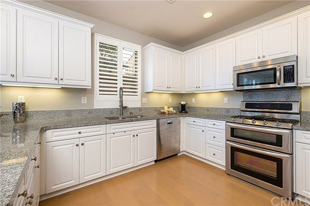 131 Bright Poppy, Irvine 