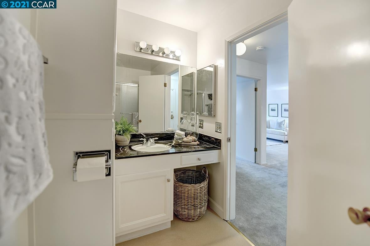 750 Oakland Ave, Unit 205  Oakland, CA 94610