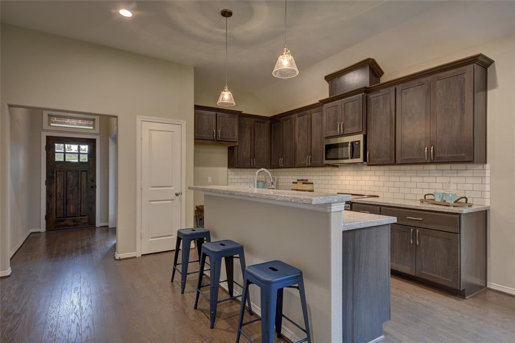 42 Briarwood Lane Bellville, Tx 77418