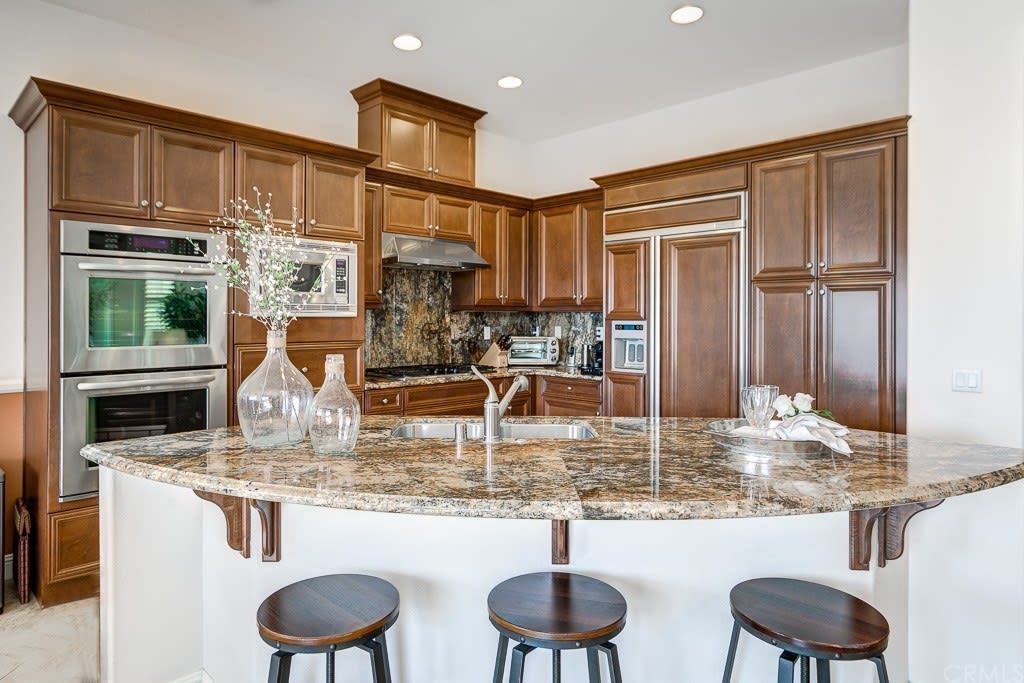 18240 Spyglass Hill