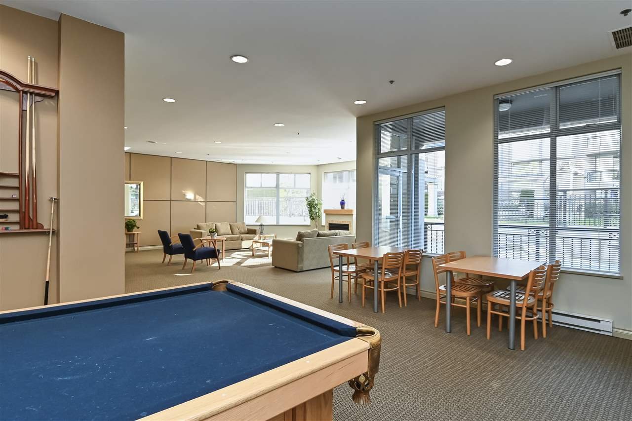 403-8480 Granville Ave
