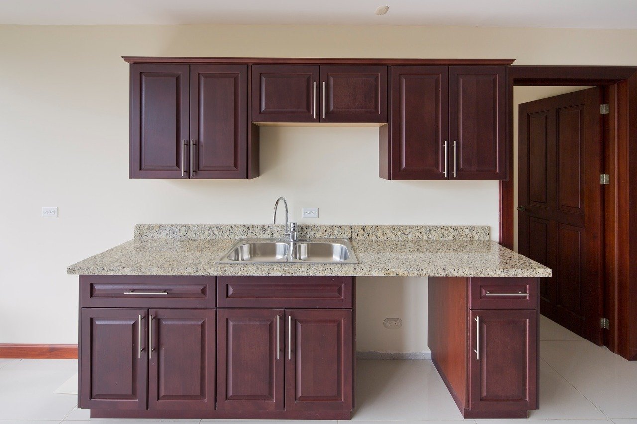 Spacious Mountain View Condo, Escazu, San Jose