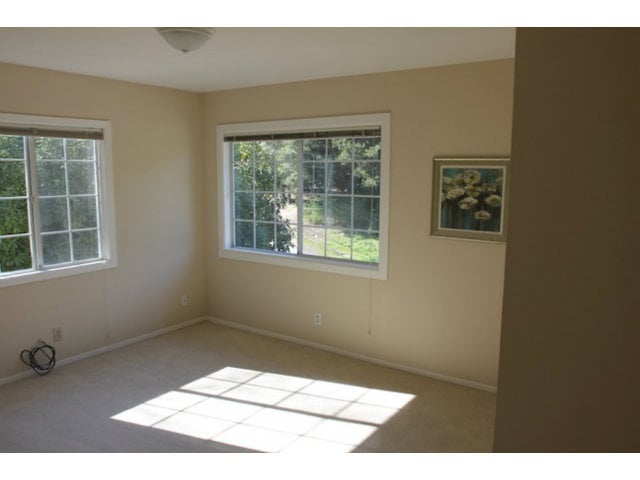 3300 Bay Ct