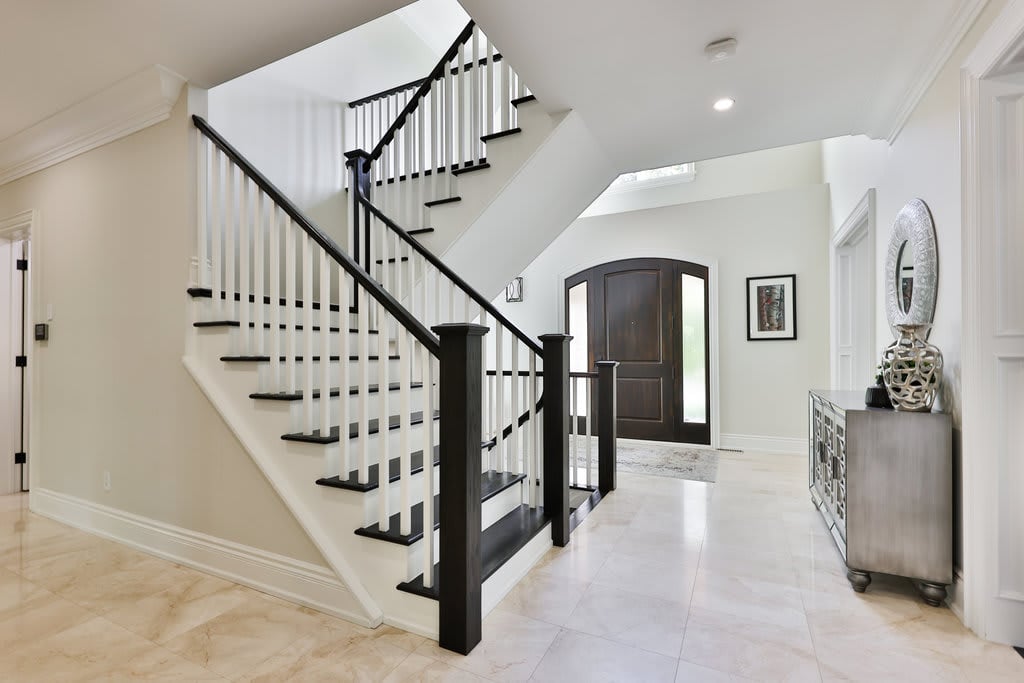 2015 Elmhurst Avenue, Oakville