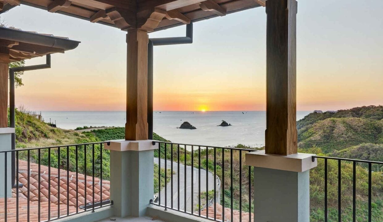 Plunge Pool Terrace Condo, Flamingo, Guanacaste
