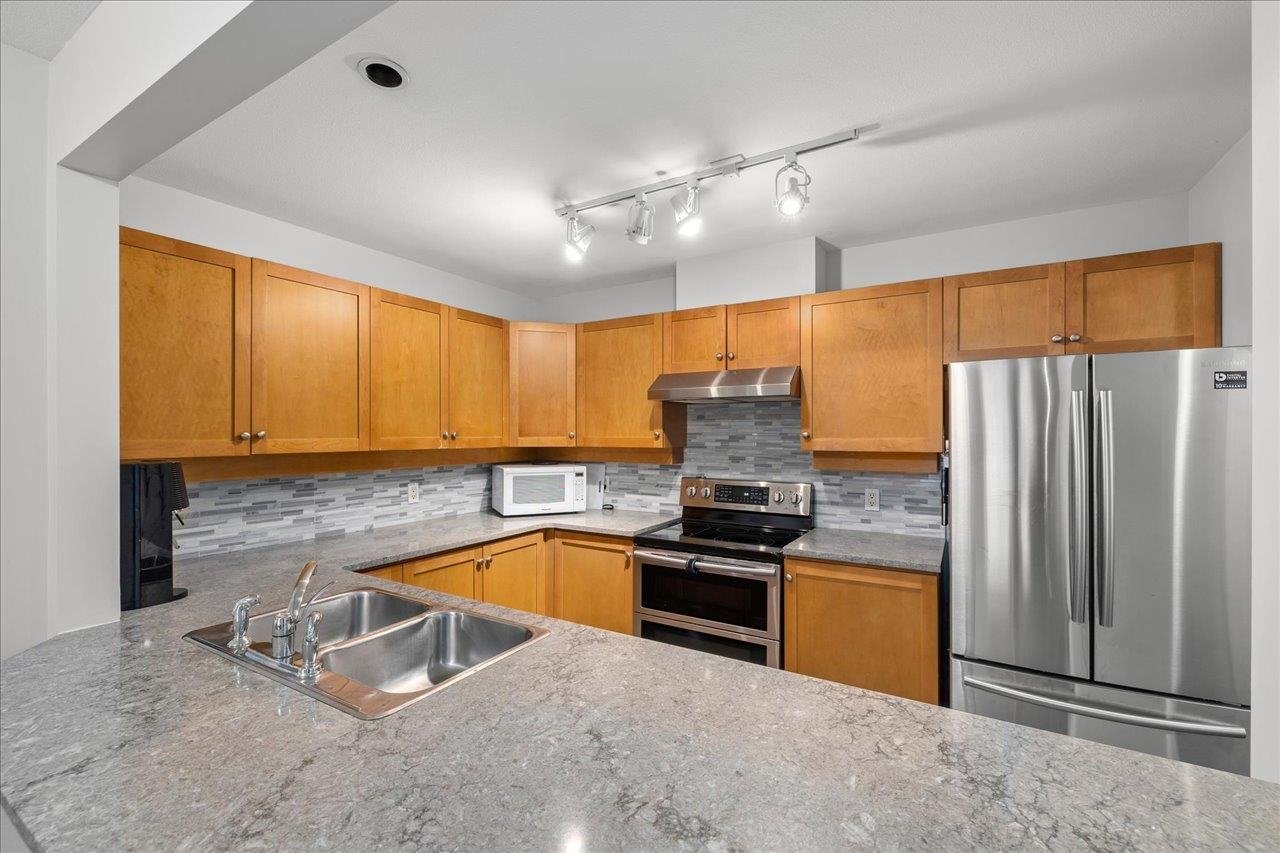 207-15 Smokey Smith Pl