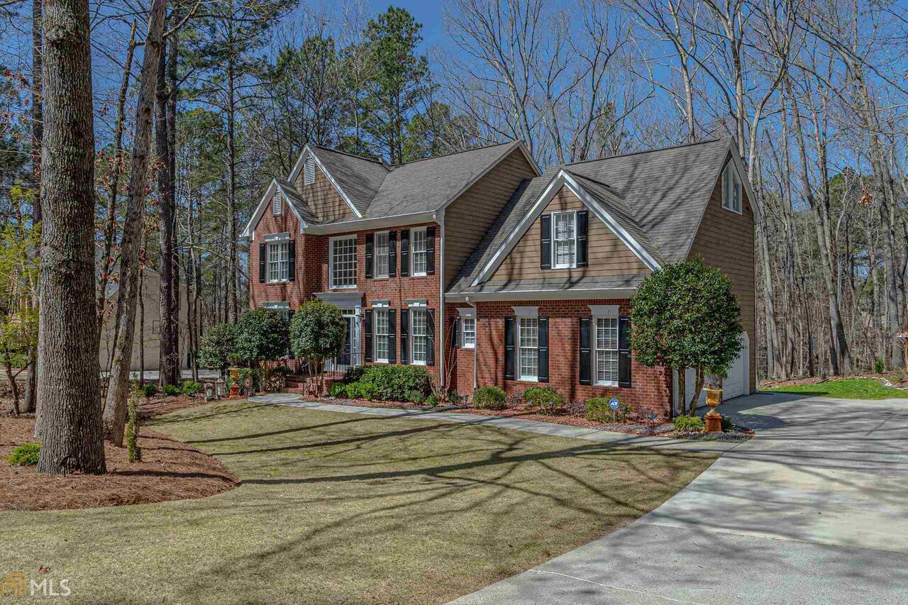 155 Lakeland Cir