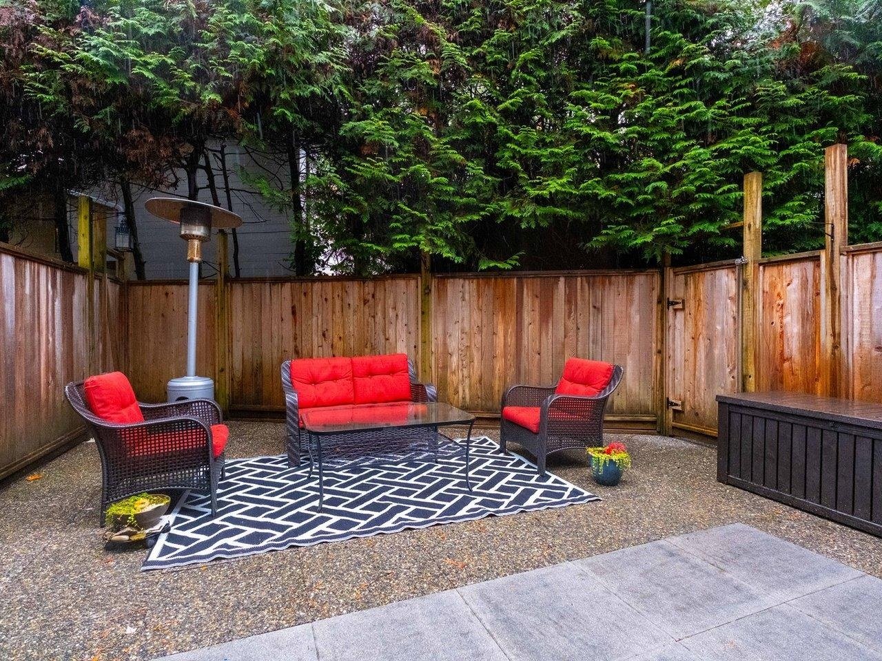 9-2151 Banbury Rd