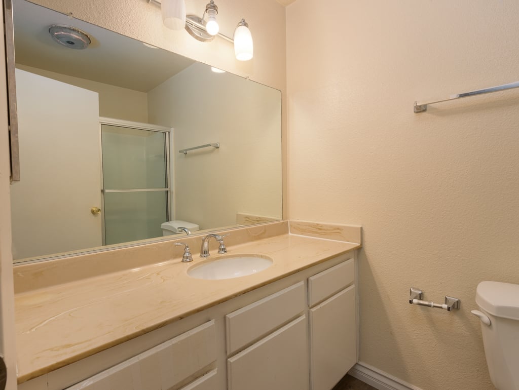 16866 Kingsbury Street Unit: 203