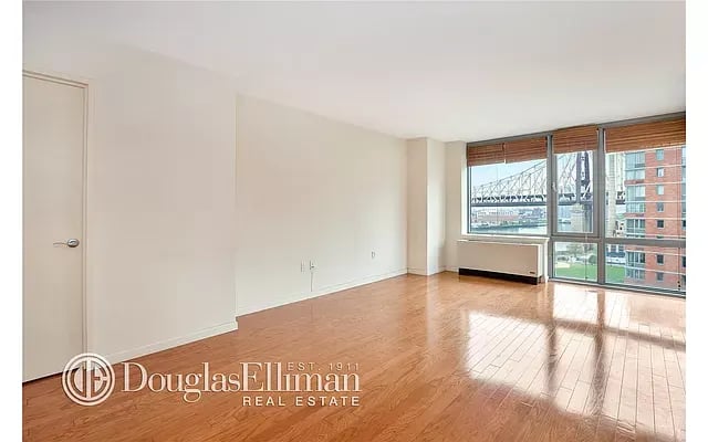 455 Main Street Unit: 12A