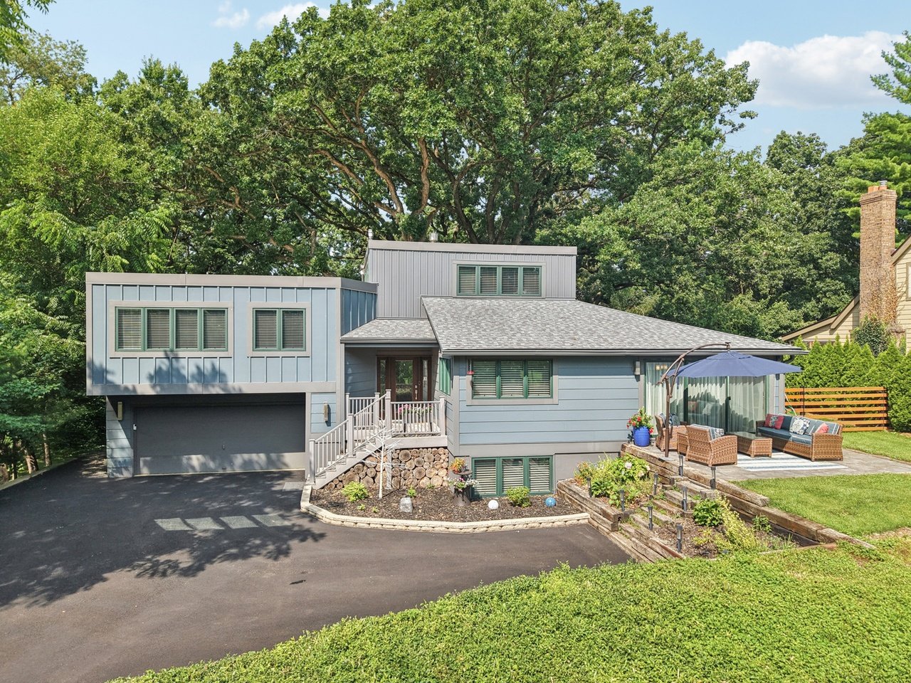 13N240 Wedgewood Dr