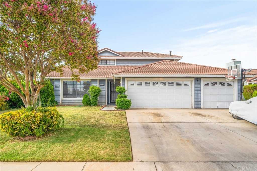 23290 Vida Ct