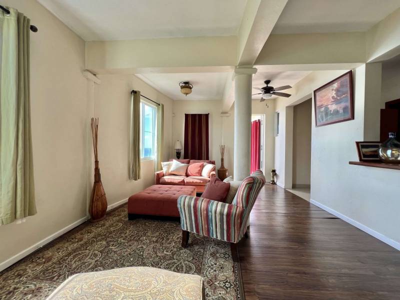 699 Brewer's Bay 1 Bedroom