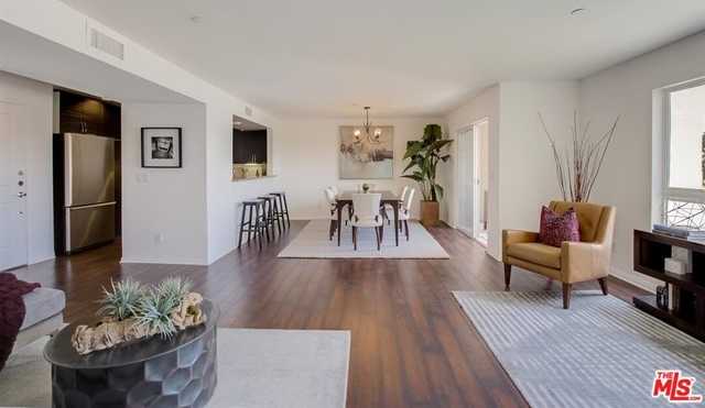 5764 San Vicente Boulevard Unit 303