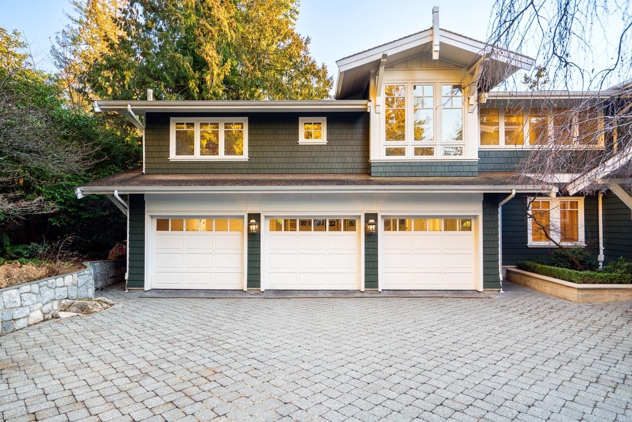 5515 Ocean Pl