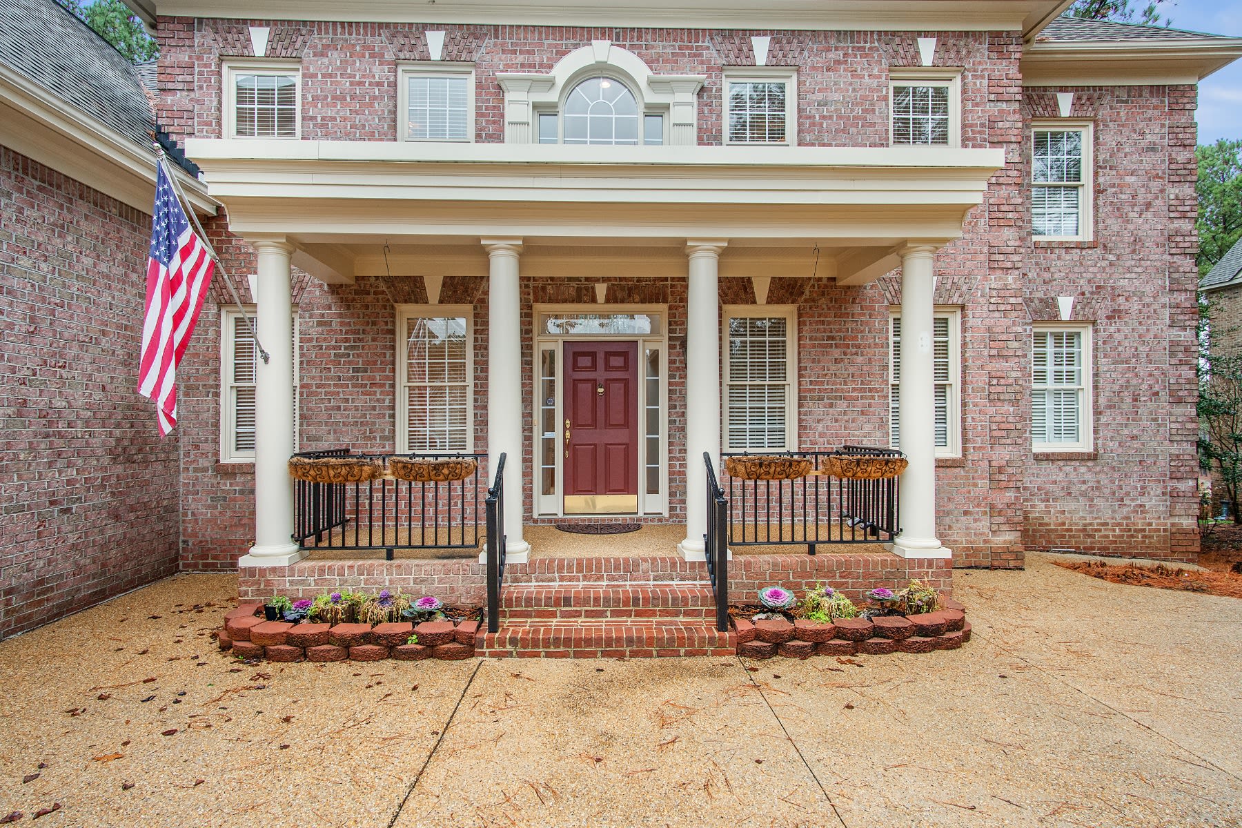 11591 Royal Lane