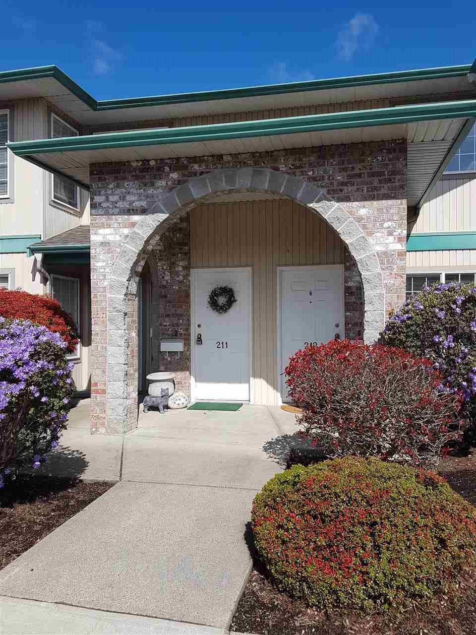 211-9855 Quarry Rd