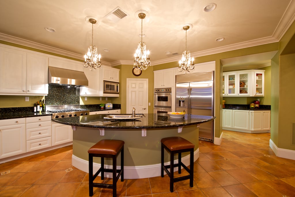 10541 Whispering Hills Lane