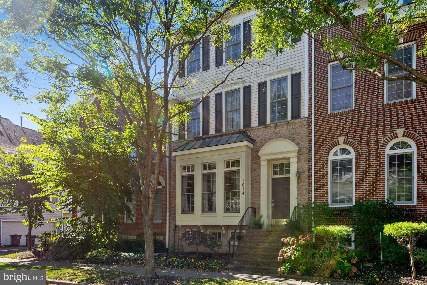 1014 Crestfield Dr