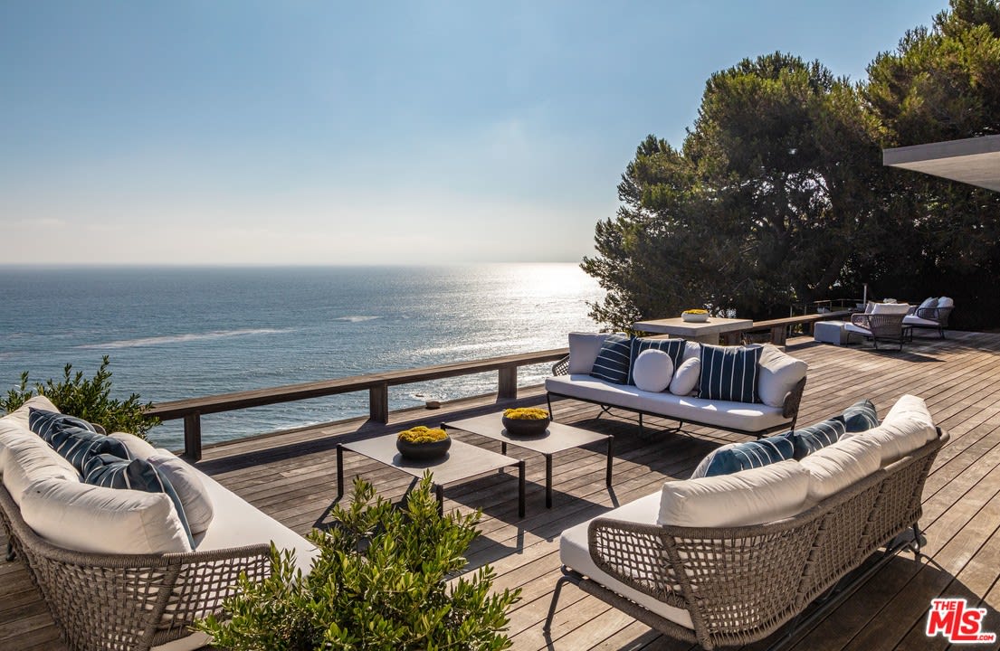 32554 Pacific Coast Highway 