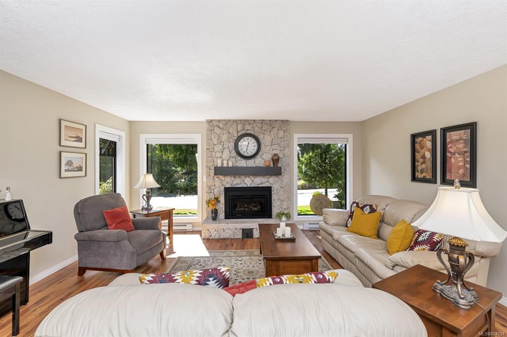 1089 Donwood