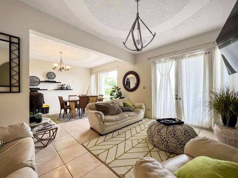 388 Great Mountain 4 Bedrooms