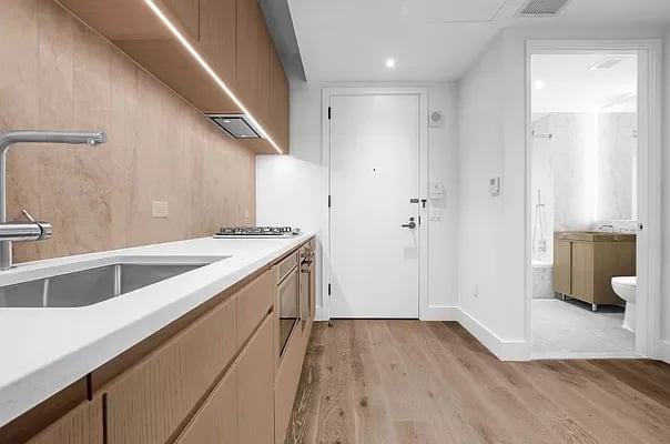 10 Nevins Street Unit: 8D