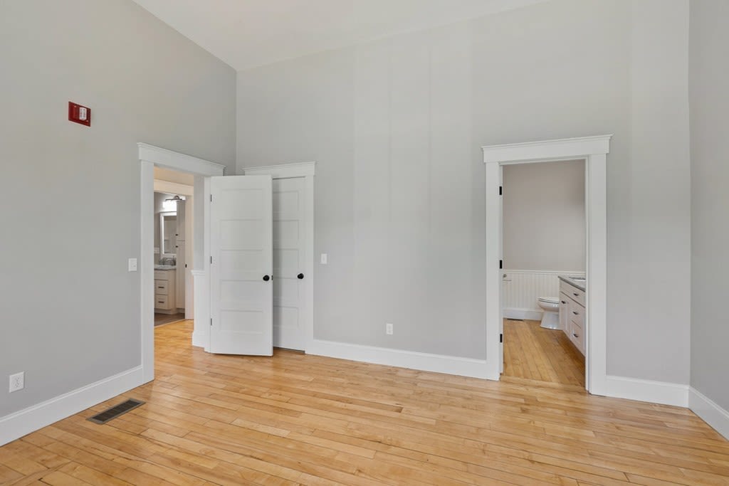 73 Pepperell Rd, #B