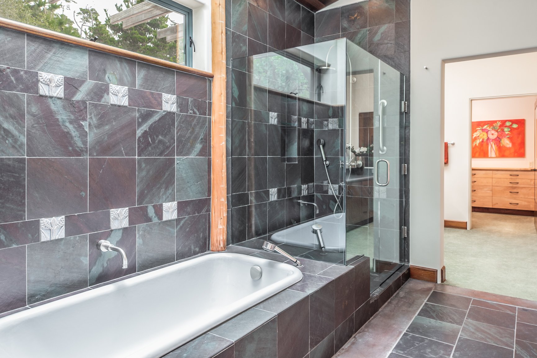 3280 Macomber Dr