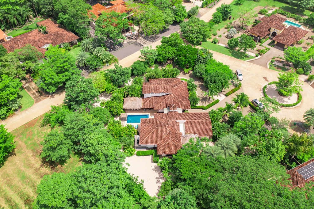 Pura Vida House | 6 bedroom 6 Bathroom Rental Juggernaut in Gated Community