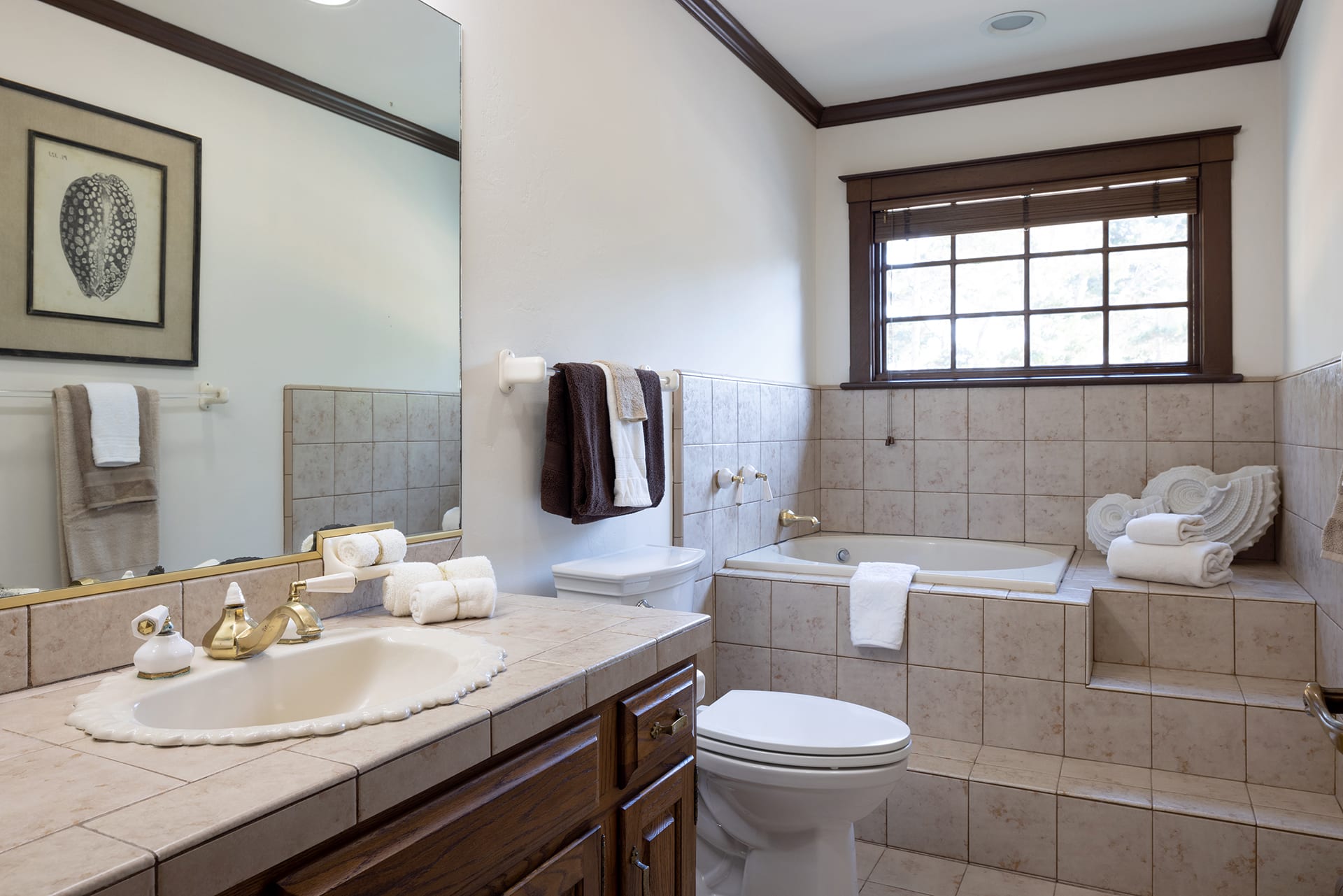 Pebble Beach Manor - 1263 Sombria Lane