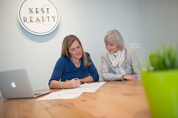 An Inside Look At the Life of a Real Estate Agent