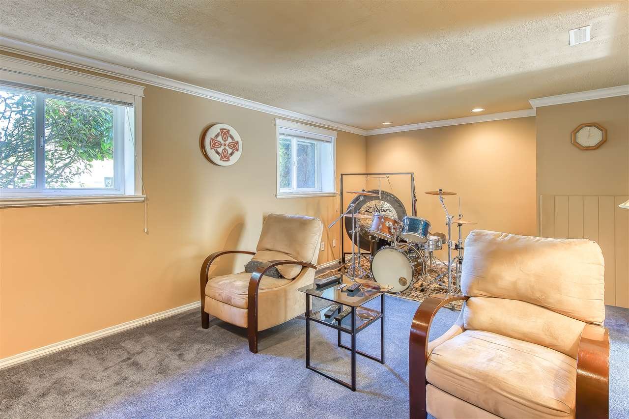 11472 94a Ave