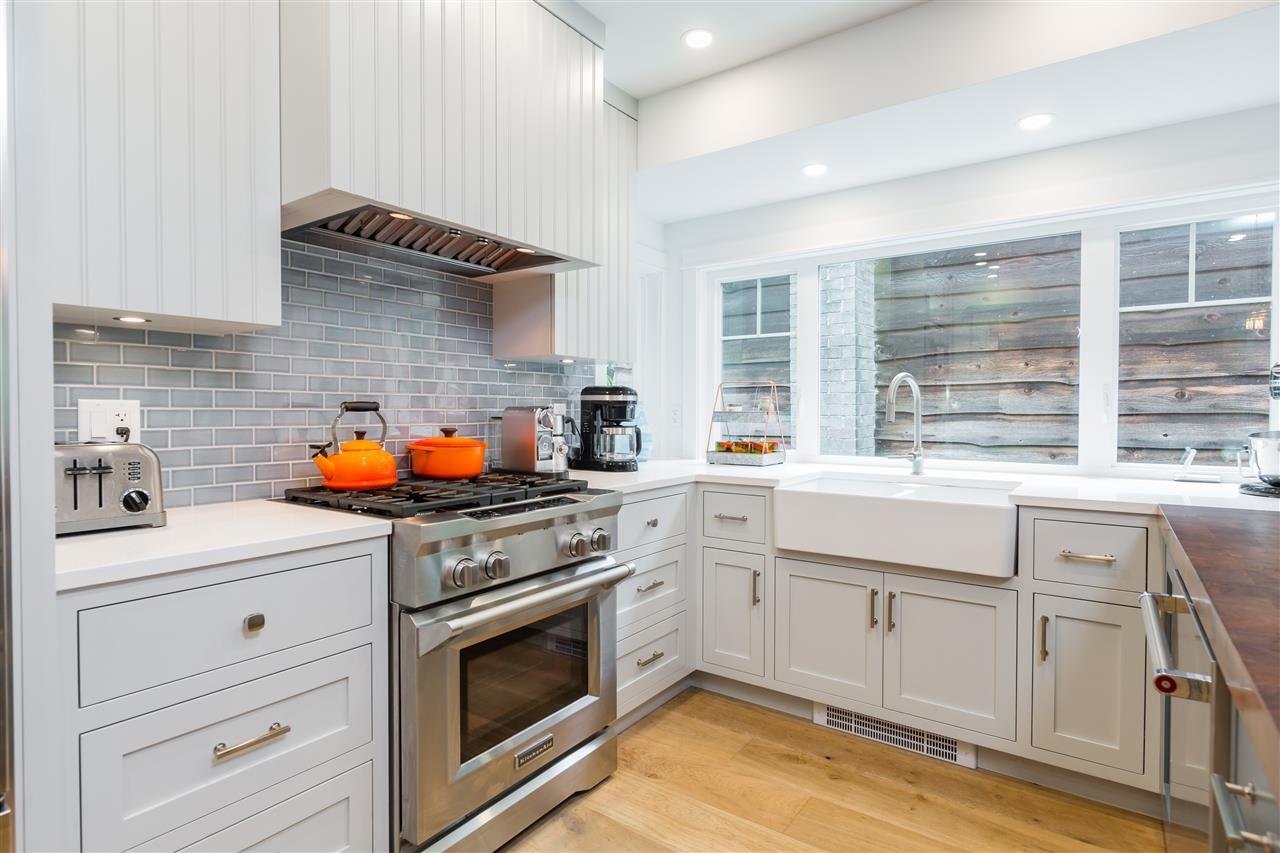 165 W Osborne Rd