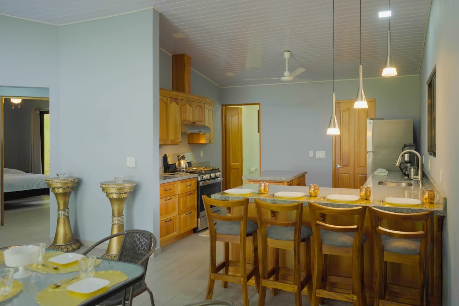 Matapalo Two-Unit Home Property