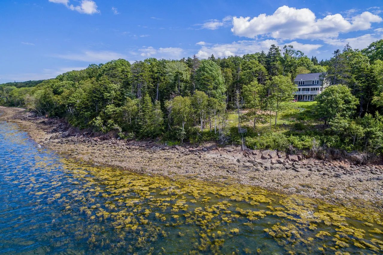 Home for Sale – 33 Windswept Way, Owls Head, ME