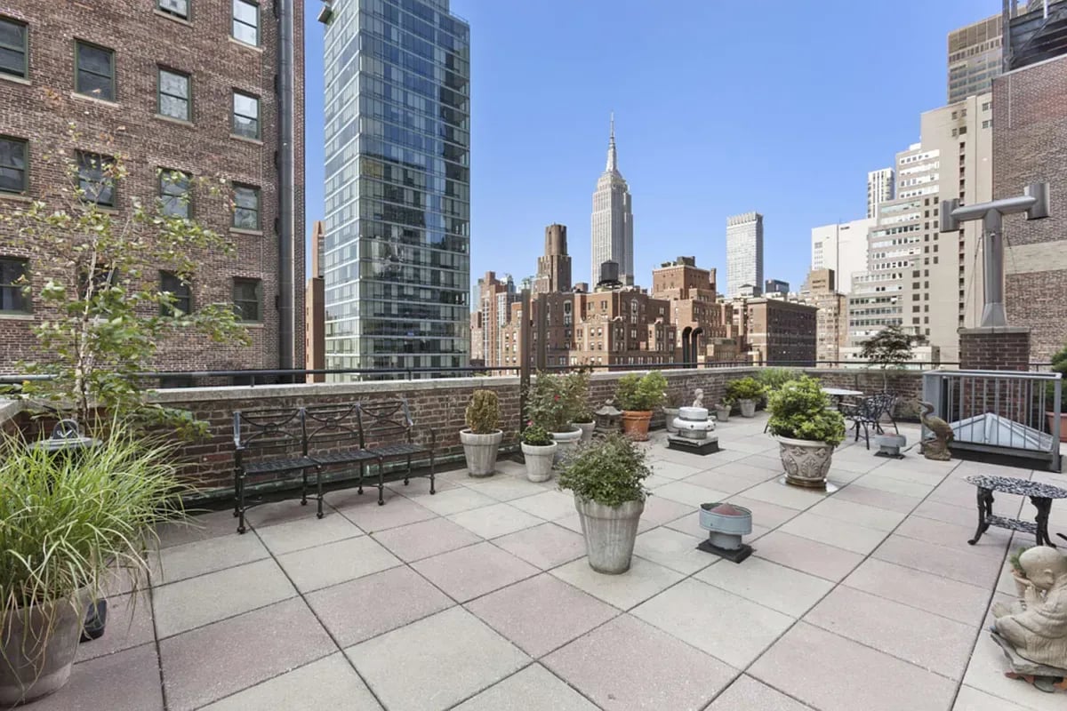 140 East 40th Street #2F