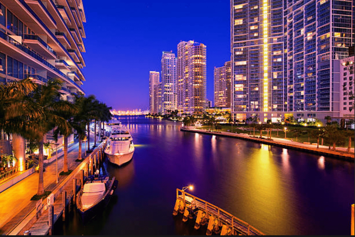 miami night, Ultra Luxury Living International Real Estate Miami Chicago