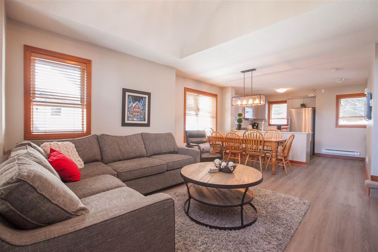 13-4661 Blackcomb Wy