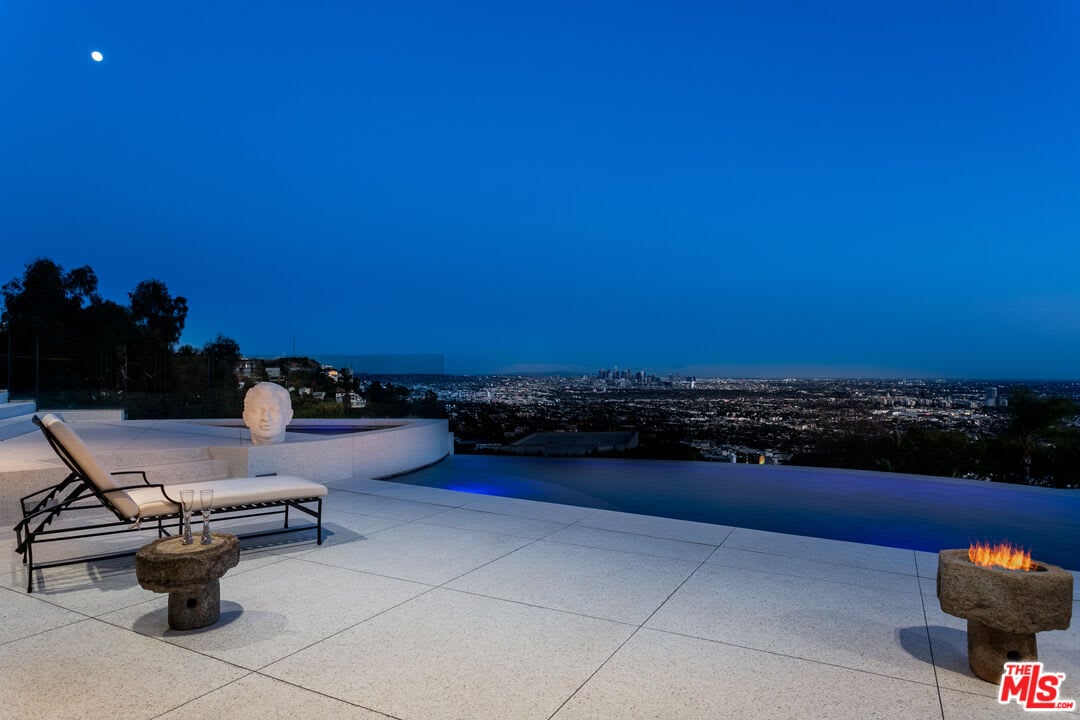 House Majestic