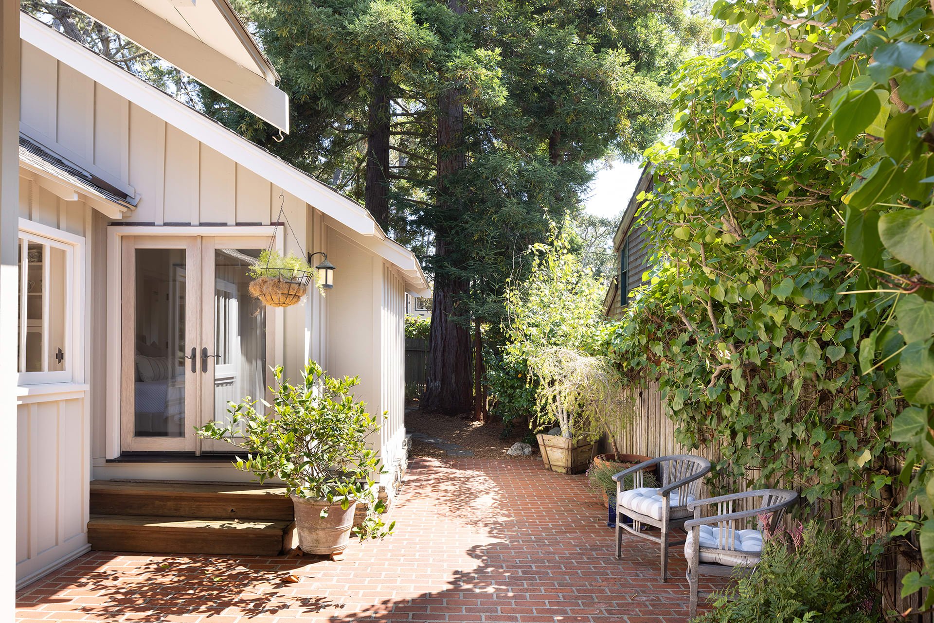 Carmel Jewel - San Carlos 3 SW of Vista