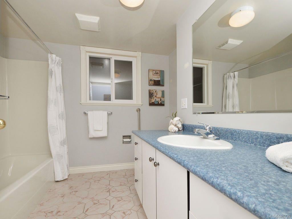 3775 JENNIFER Pl