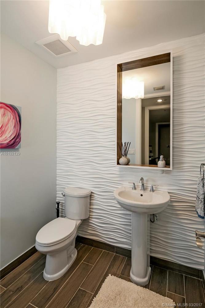 1200 Hillsboro Mile, #1206