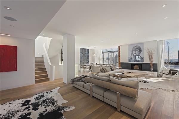 255 East 49th Street Unit: PHA