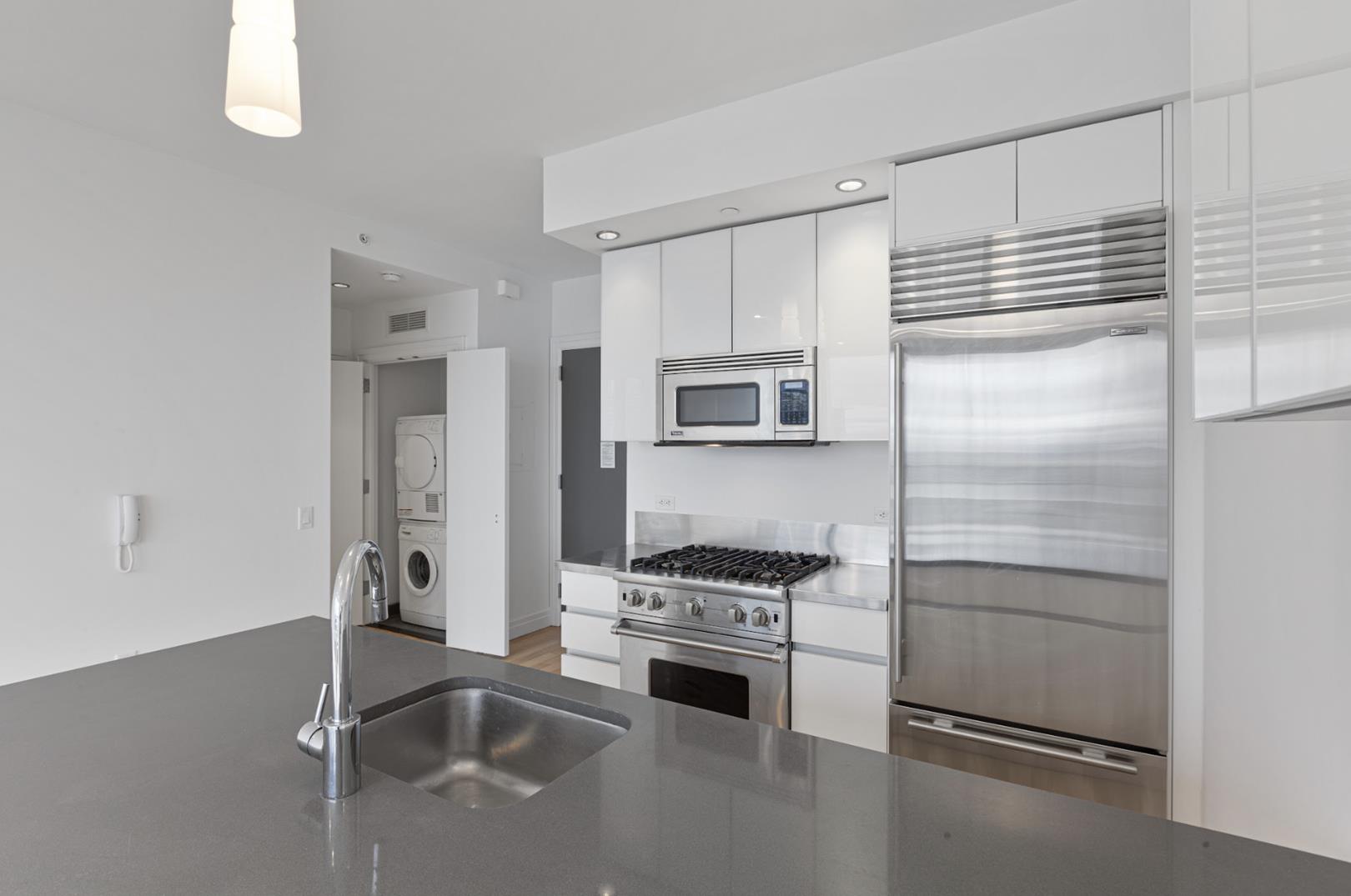 554 West 54th Street, Apt 24-E