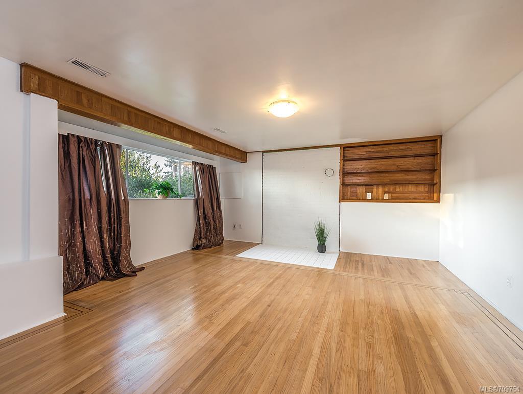 3291 Megaw Pl, Saanich